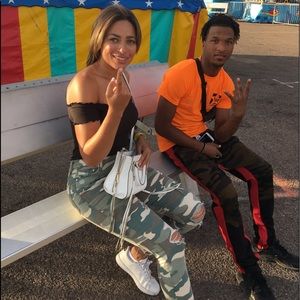 Meet your Posher, Larry